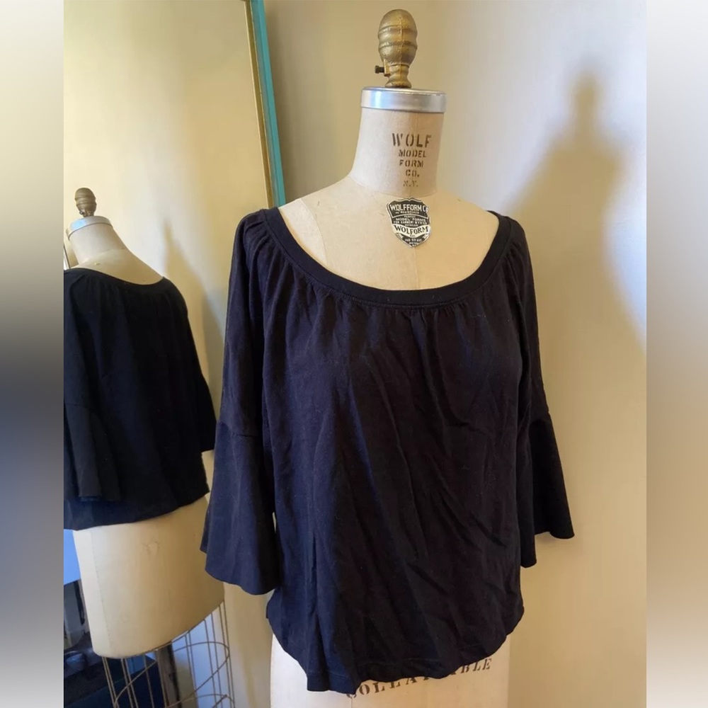 Anthropologie Postmark large Top black NWOT!